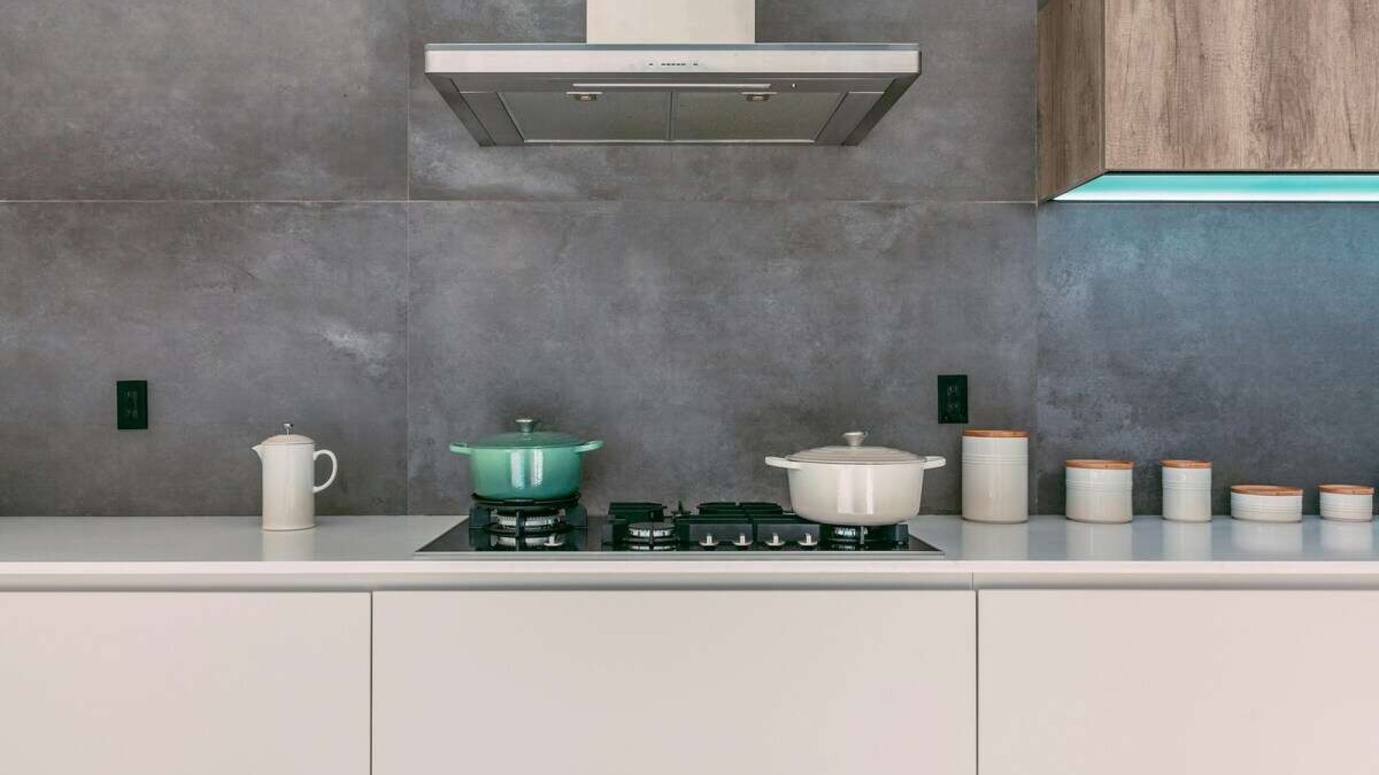 best-kitchen-hoods-smoke-control