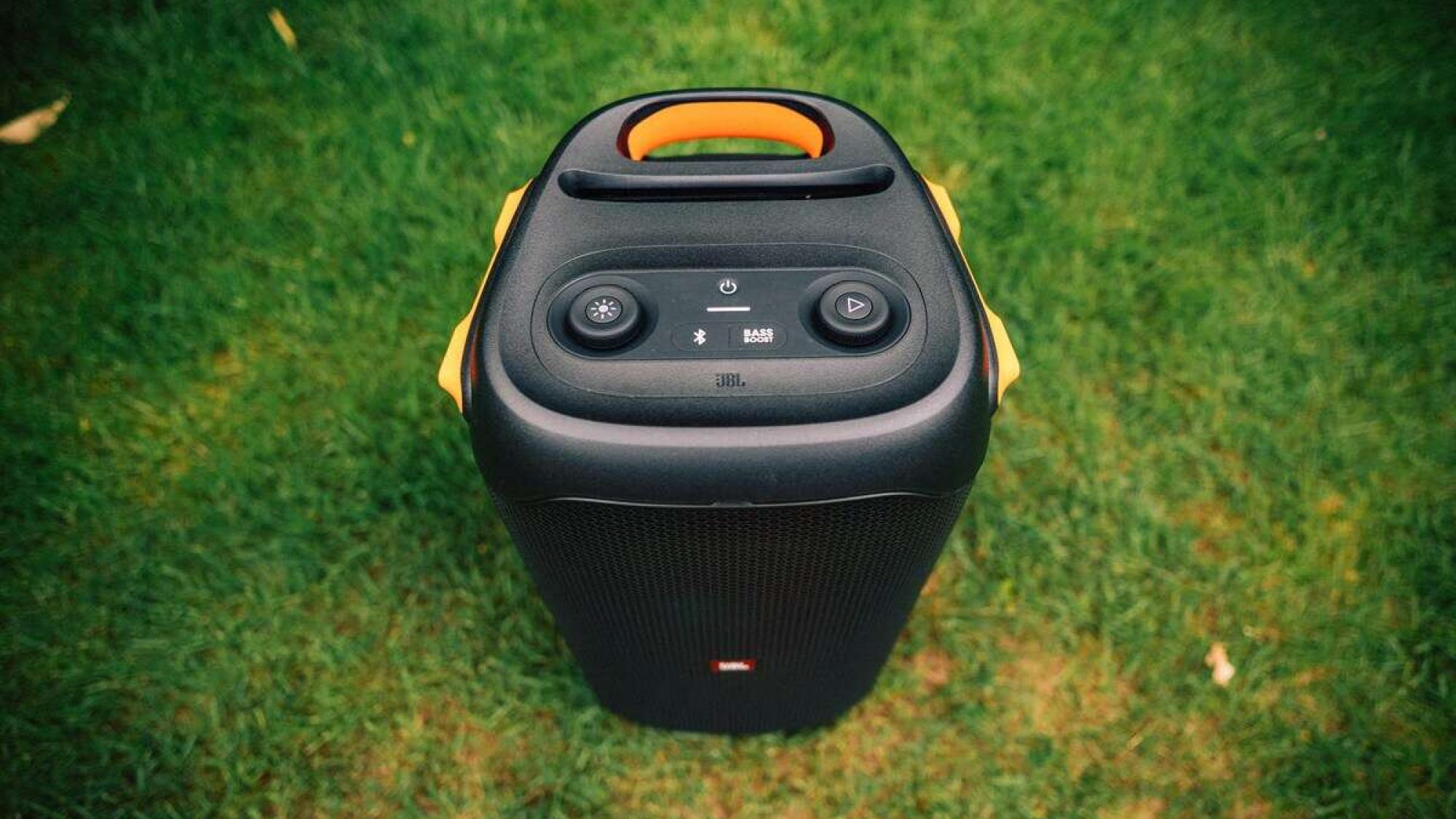 best-outdoor-entertainment-systems